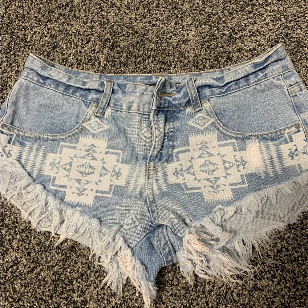 Billabong shorts